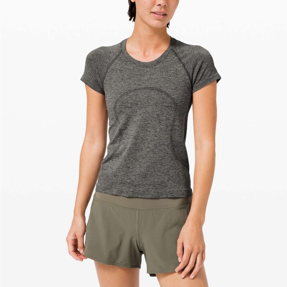 lululemon athletica Heathered Dark Gray Short Sleeve Tech Tee